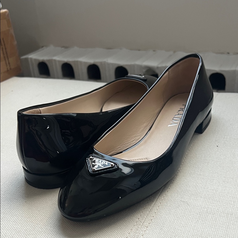 Prada Glossy Black Women's Ballet Flats
